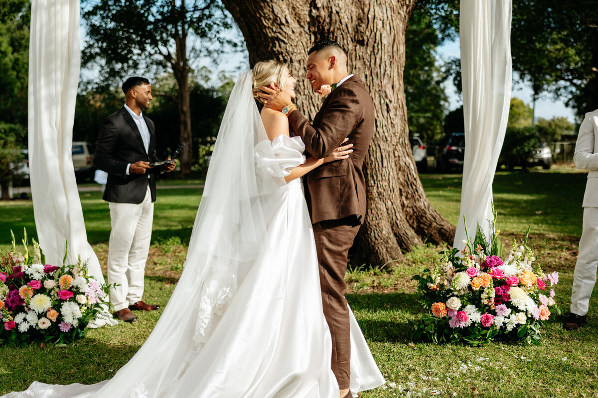 Georgia&Hamish-JBCreative-350