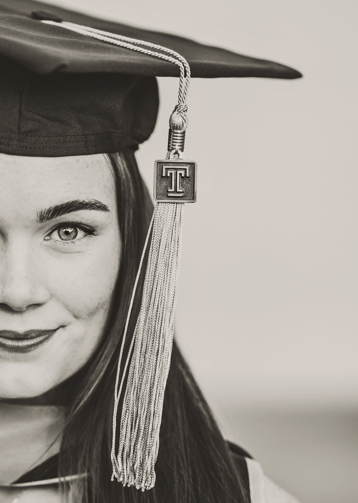 Laurel-Harrish-Photography-Graduate-057