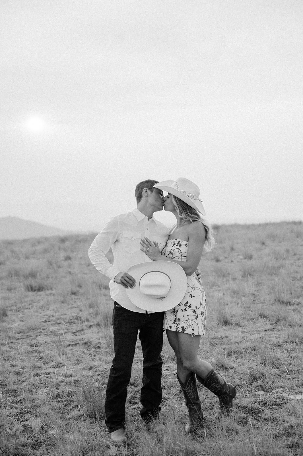 presley-gray-photo-rustic-western-montana-wedding-2293-2