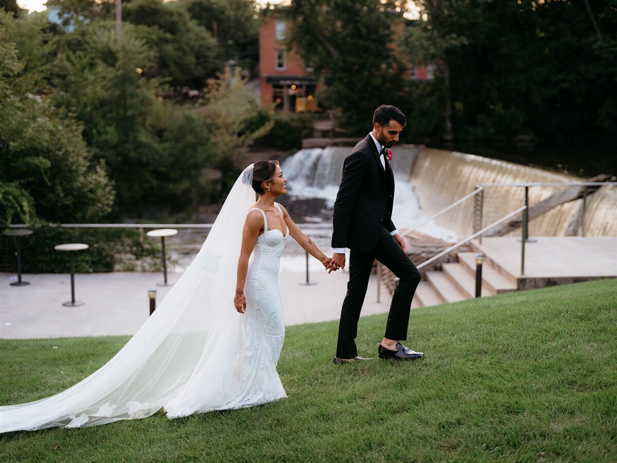 Suneet+Kirstie_Previews_0166