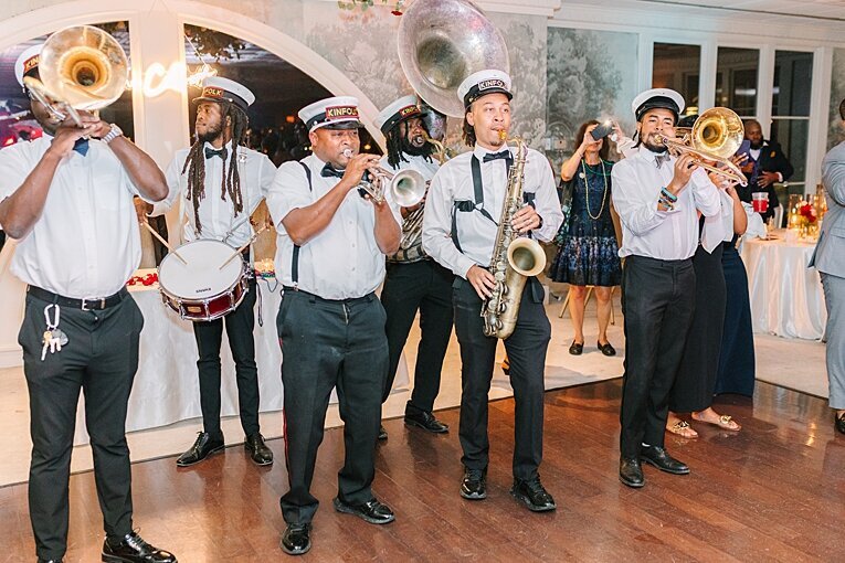 the-riverview-room-new-orleans-destination-wedding-photographer_0030