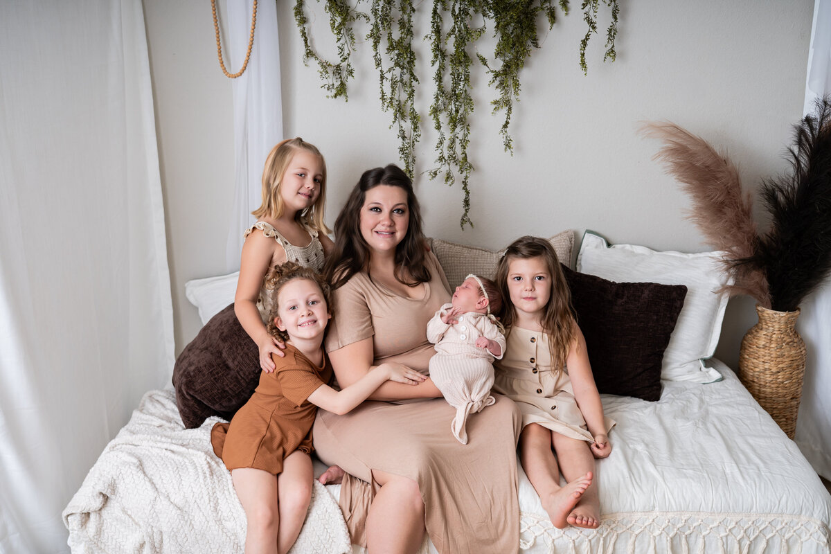 Klein Photography-Shelby Newborn-08-28-2025-08757