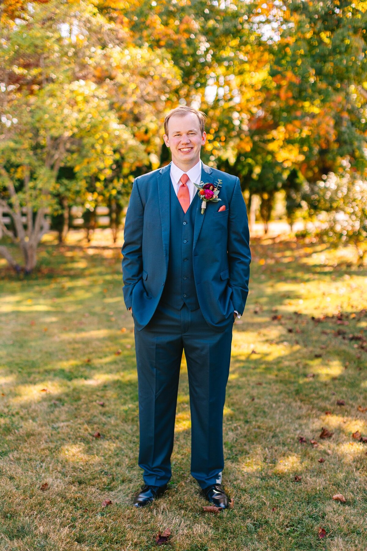 Live_Well_Farm_Colorful_Fall_Wedding_Harpswell_Maine_Photography_0026