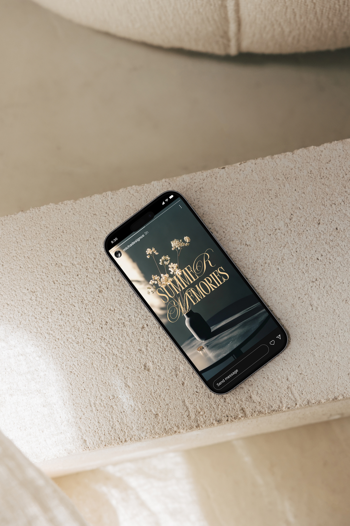 Rowen Phone Mockup