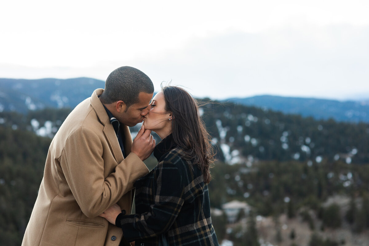 Lost-Gulch-Overlook-Boulder-Engagement-Photographer-25