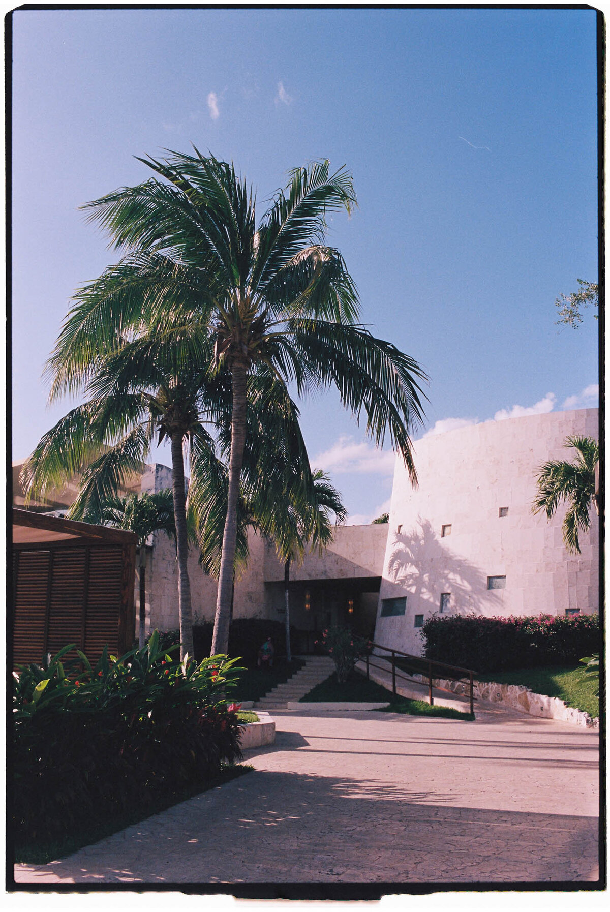 image23