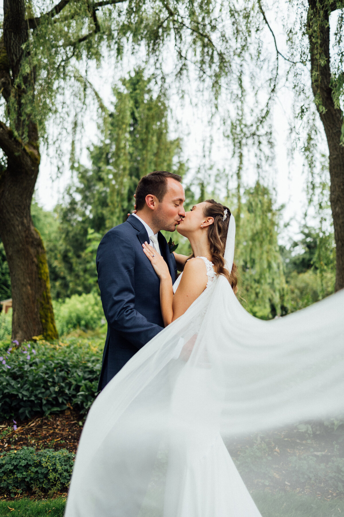 47Seattle-Wedding-photographer-associate-sydney-28