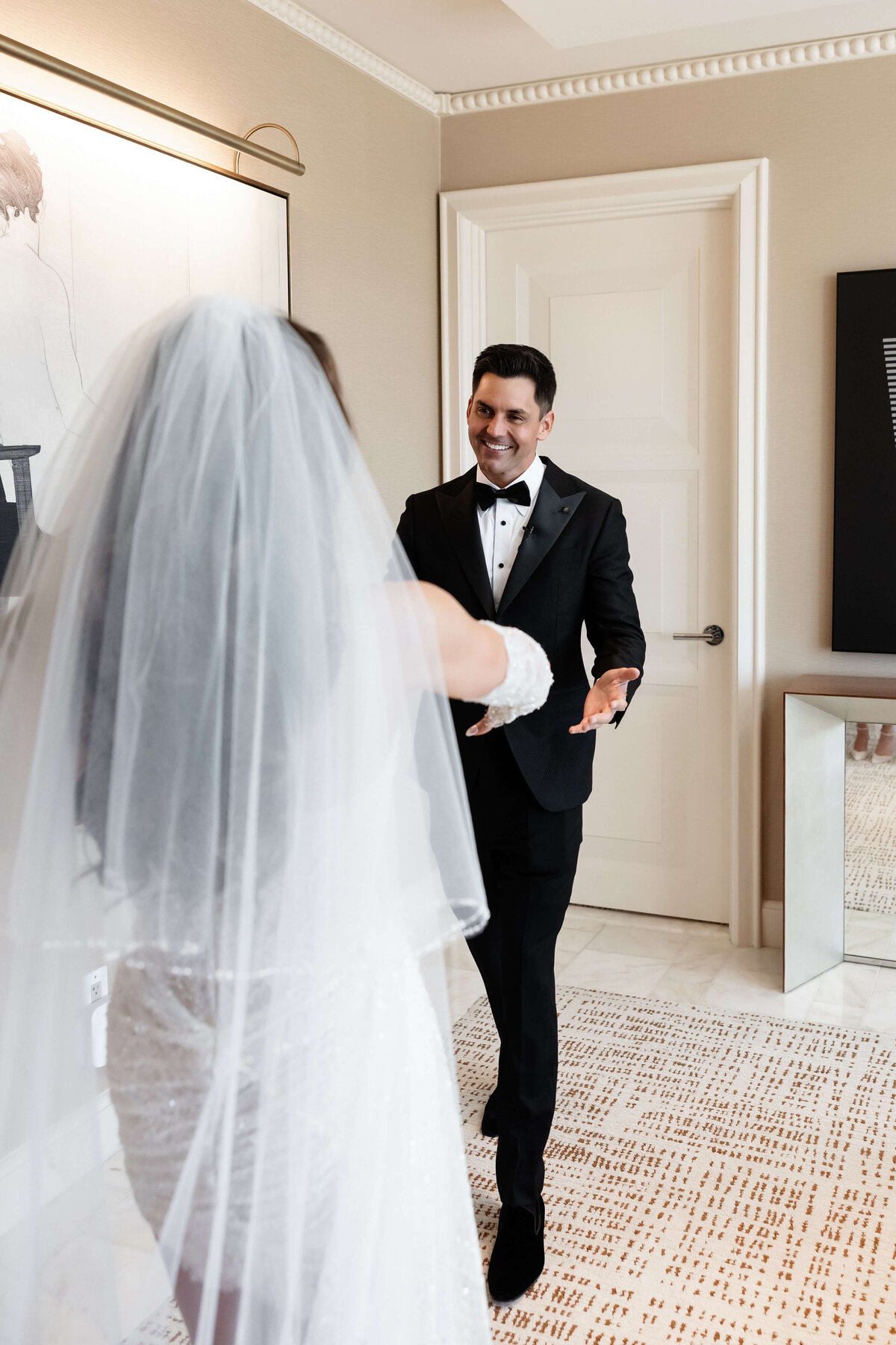 18riskyexposure_alexis-tyler_las-vegas-elopement-photography