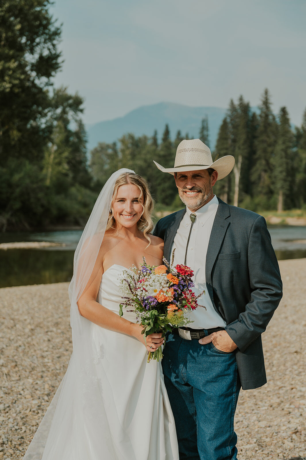 presley-gray-luxury-western-montana-wedding-7383
