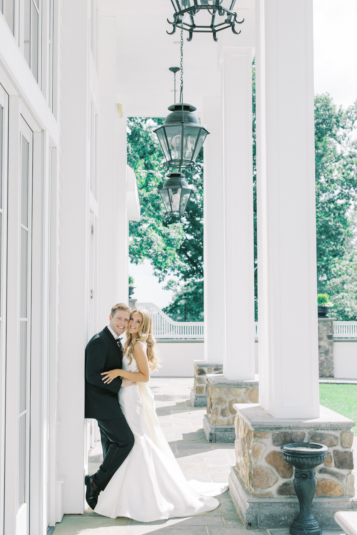 Molly Sue Photography New Jersey + East Coast Wedding Photographer Romantic Imagery Engagement Lifestyle Heirloom Wedding Albums44