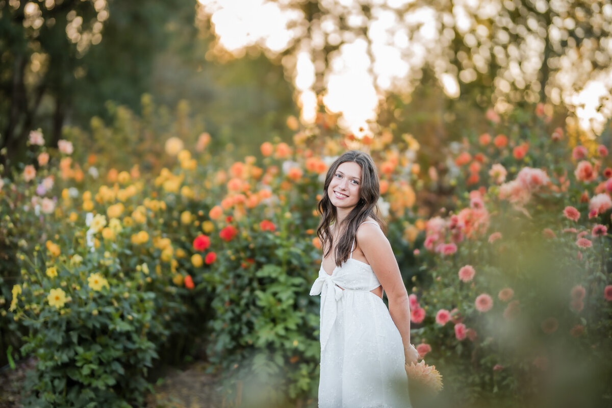 Seattle Senior Photographer | Heleyna Holmes Photography