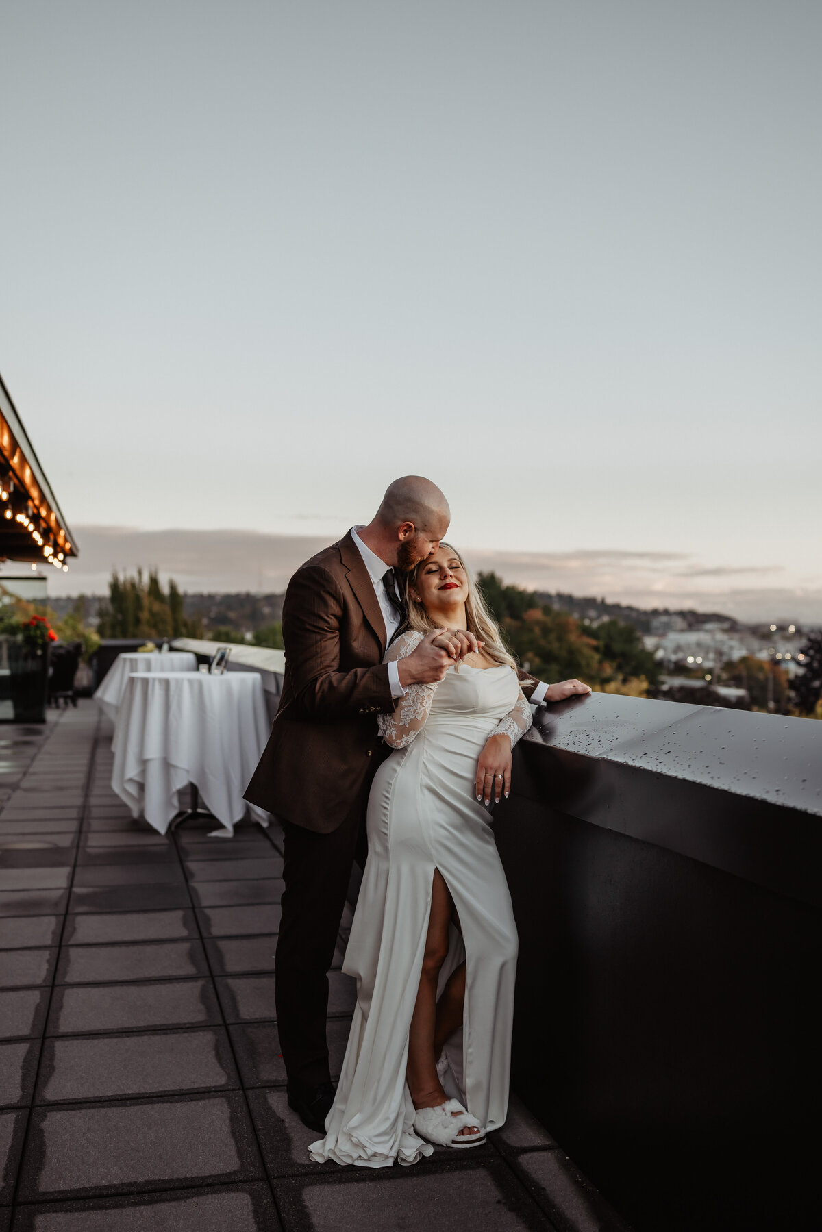 jessica-tyler-olympic-rooftop-pavilion-wedding-967