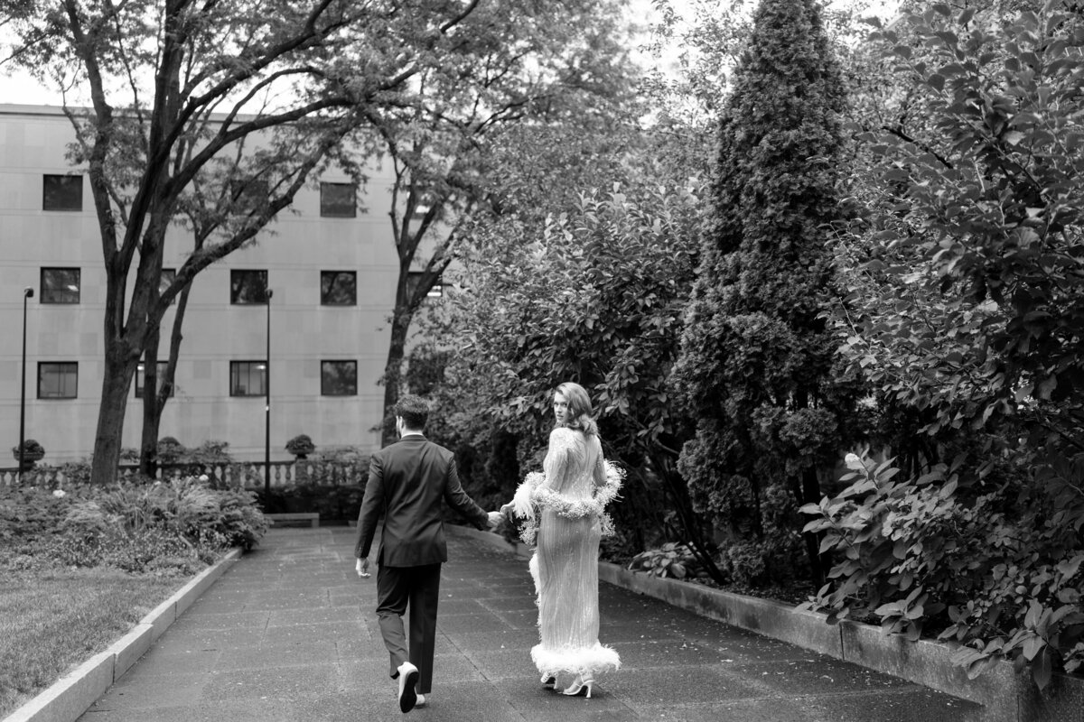 Berlez-Aspen-Avenue-Chicago-Wedding-Photographer-Glam-Atelier-Clair-De-Lune-Vintage-Bob-Mackie-Sheer-Beaded-Gown-Luxury-Engagement-Art-Institute-of-Chicago-South-Garden-22