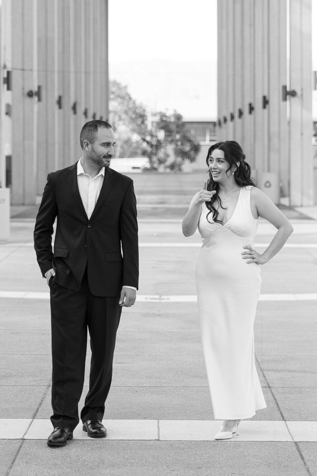 dowtown-los-angeles-Engagement-photos-3-adrian-mayra