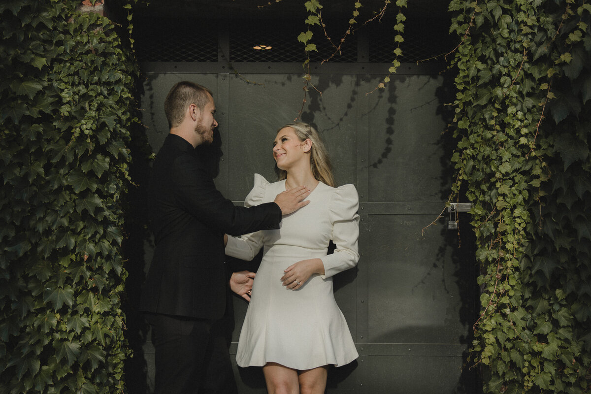 Sara-Canon-Elopement-Downtown-Seattle-WA-Amy-Law-Photography-39