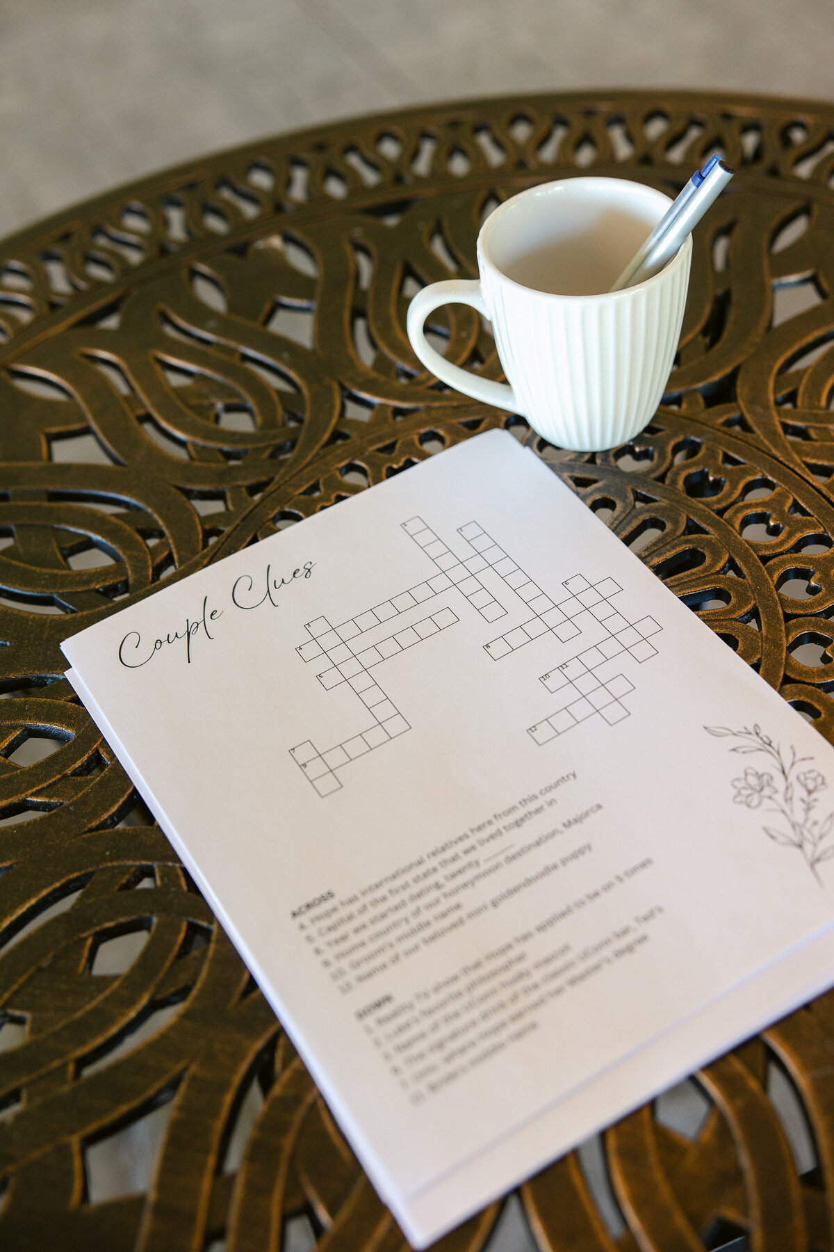wedding-crossword-puzzles-during-cocktail-hour-connecticut-wedding