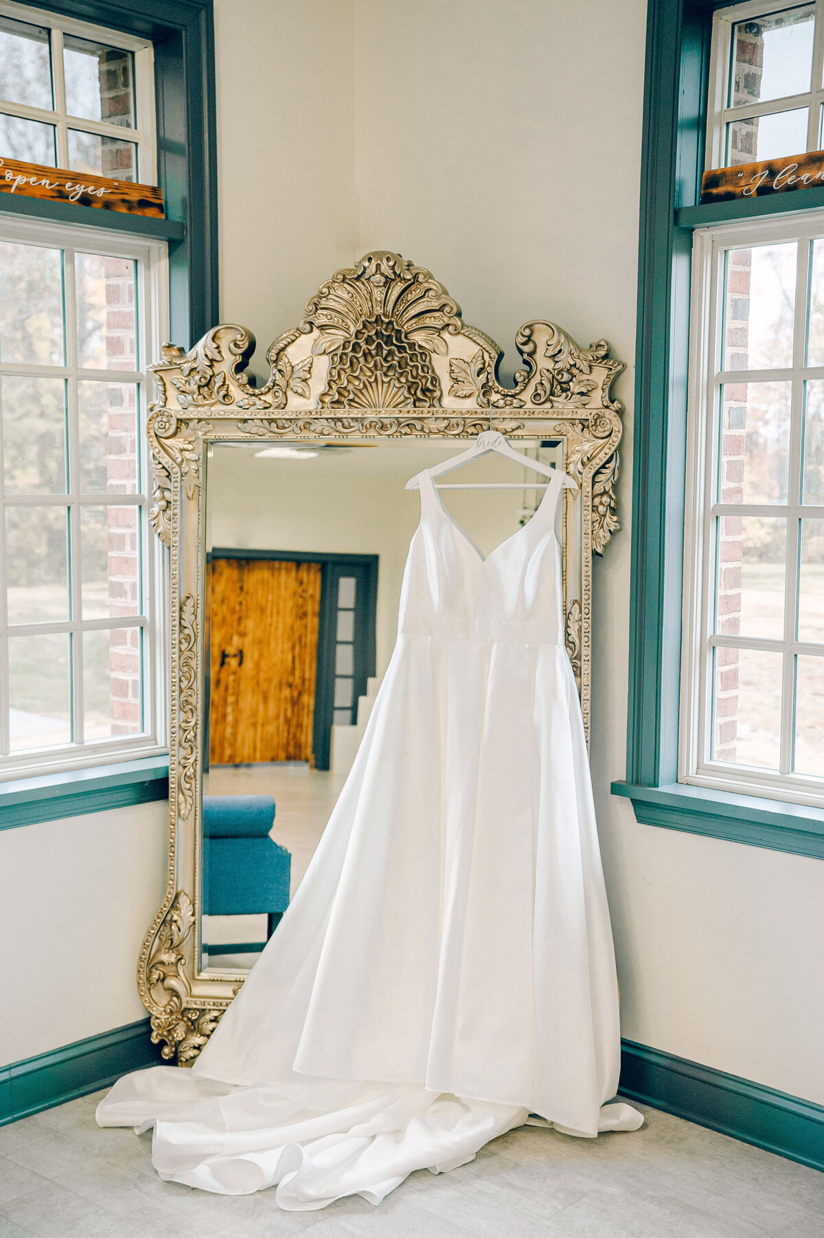 ospreyatbelmontcharlottesvillevirginiaweddingphotographersarahhouston-3