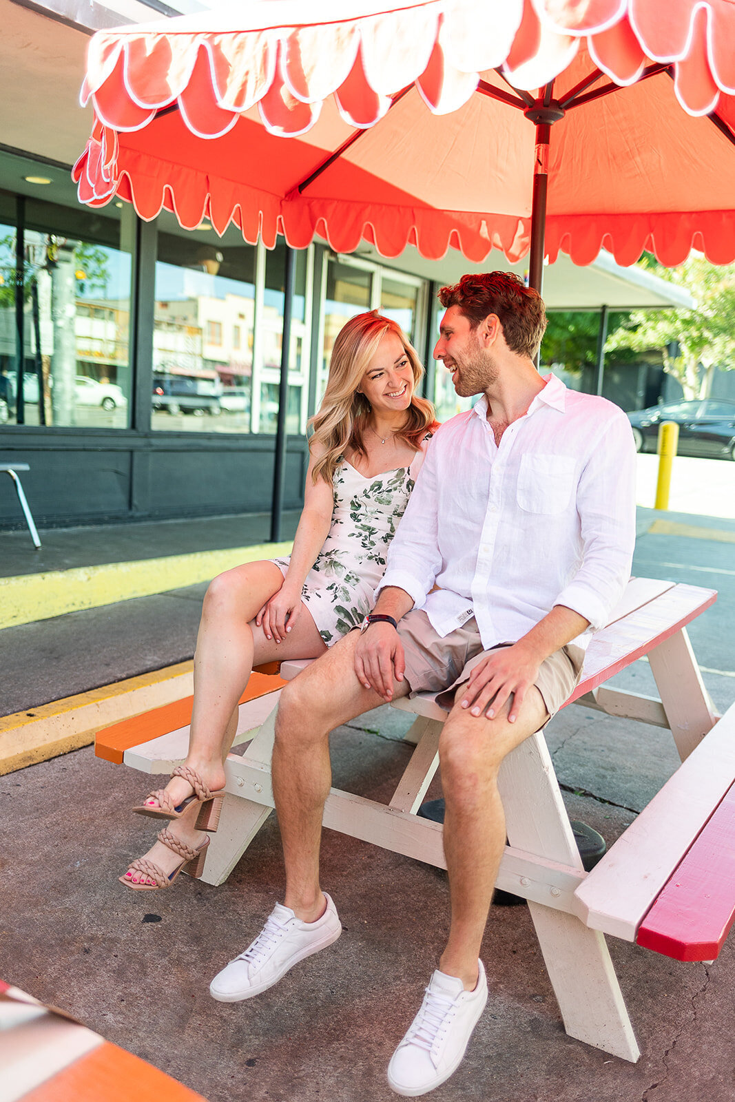 Colorful_south_congress_ausitn_engagement_photos14