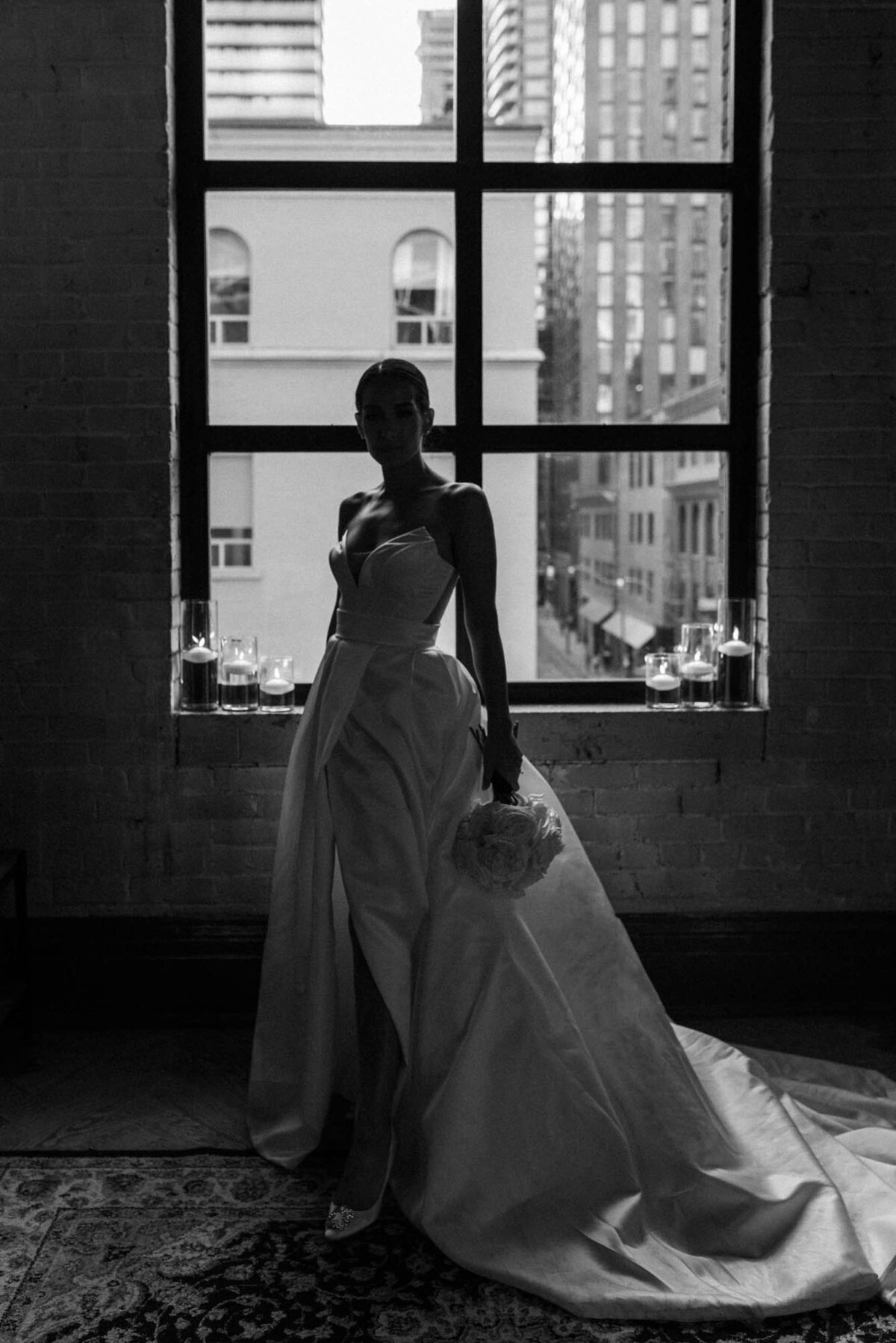 515-Storys-Building-Toronto-Canada-Raquel-Matthew-Wedding-27