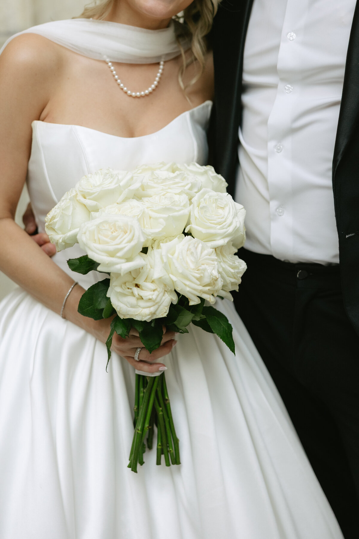 AveryPhillipsPhoto-Morgan+Dominic-DetroitInstituteofArtsWedding-278