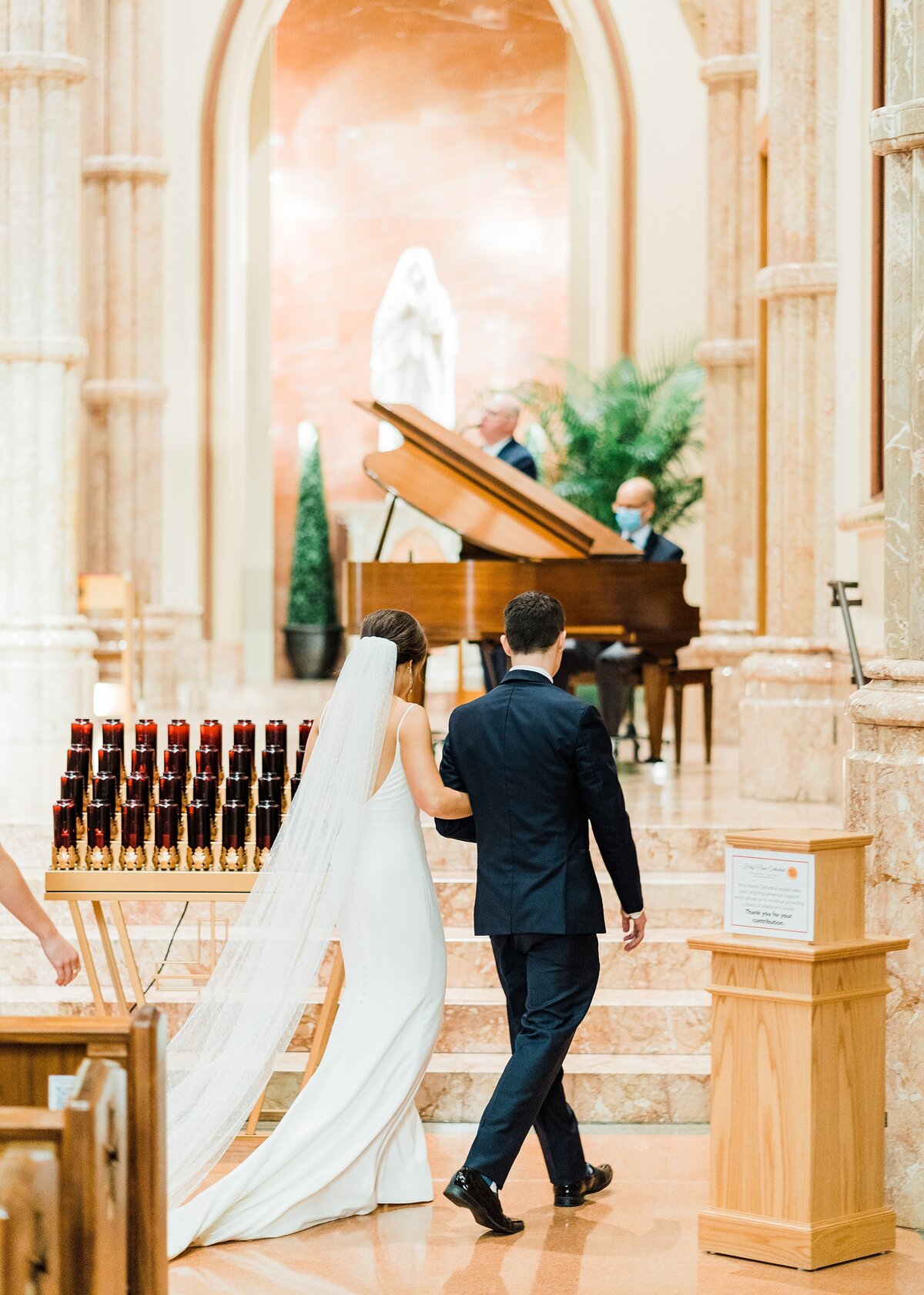 rempel-photography-chicago-wedding-photography-bright-colorful-timeless-fun-the-ivy-room-in-may-holy-name-cathedral_0179
