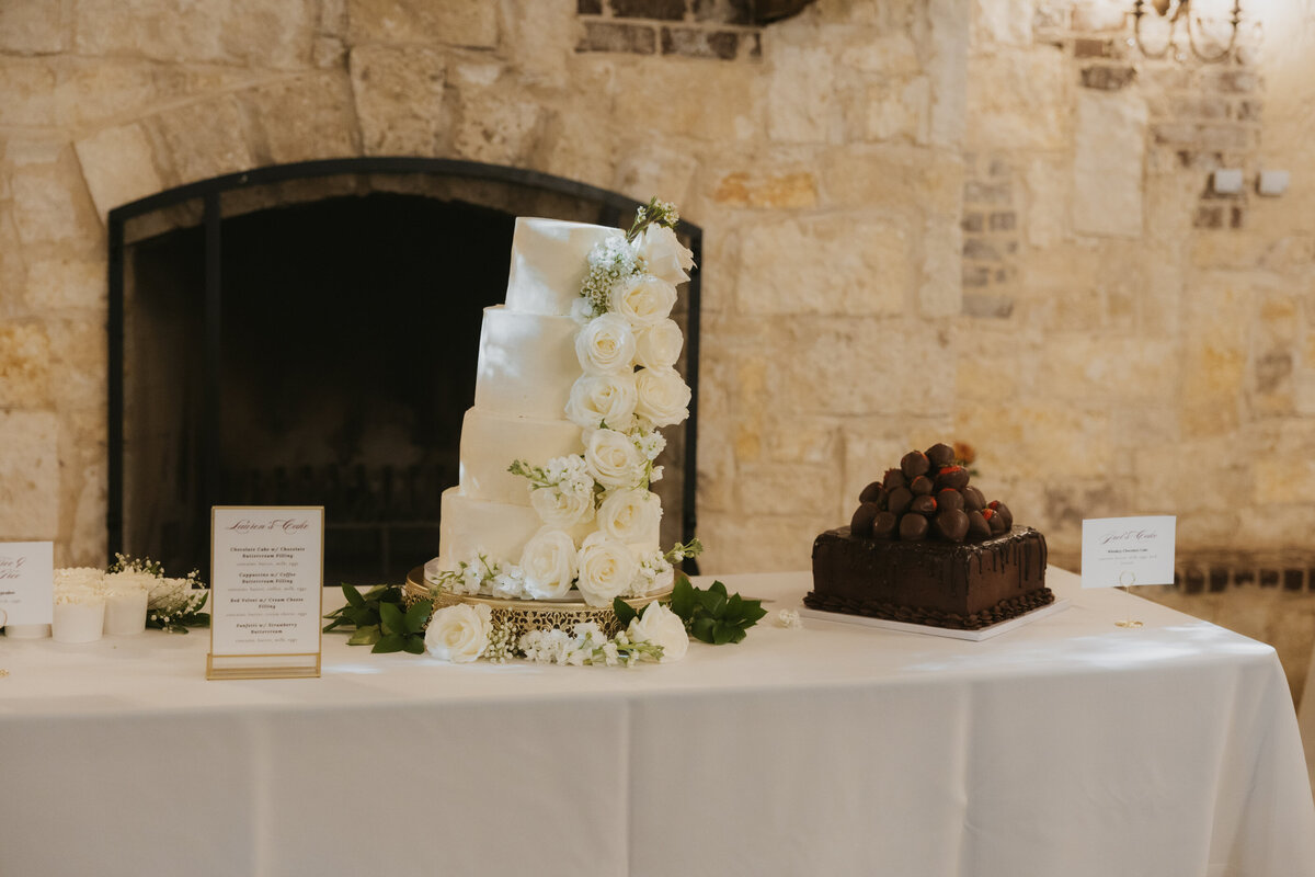 Abby Heron Photography Texas Based and Travel Wedding and Couples Photographer — Wedding Gallery for Joel + Lauren 23