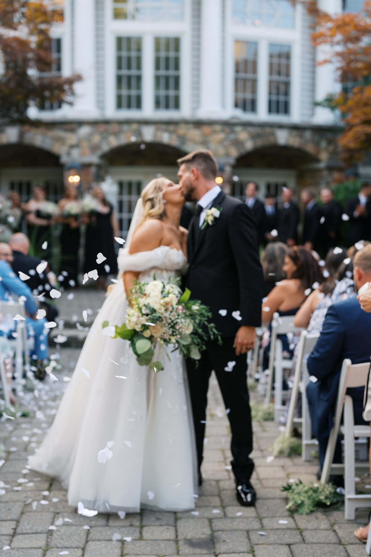 Kylie+TommyOldeMillInnWedding-1203