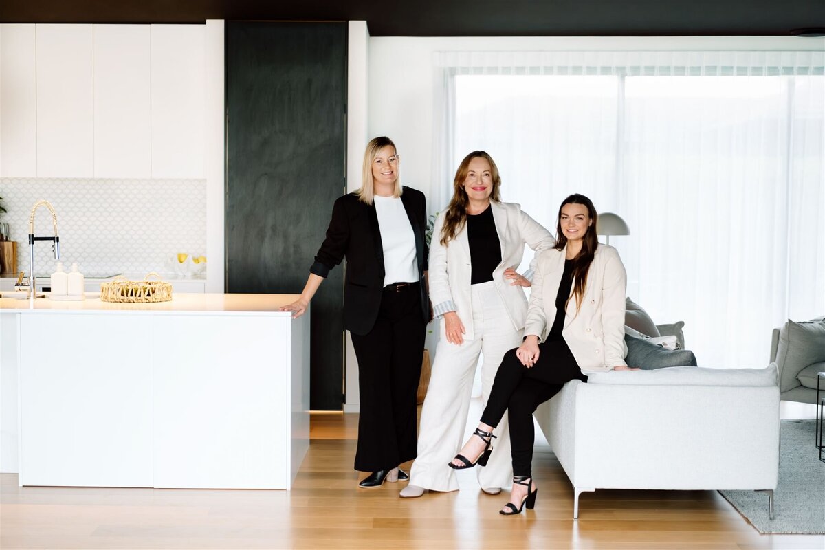 AIMEE BELTON TEAM - SOTHERBYS REAL ESTATE-105735_websize