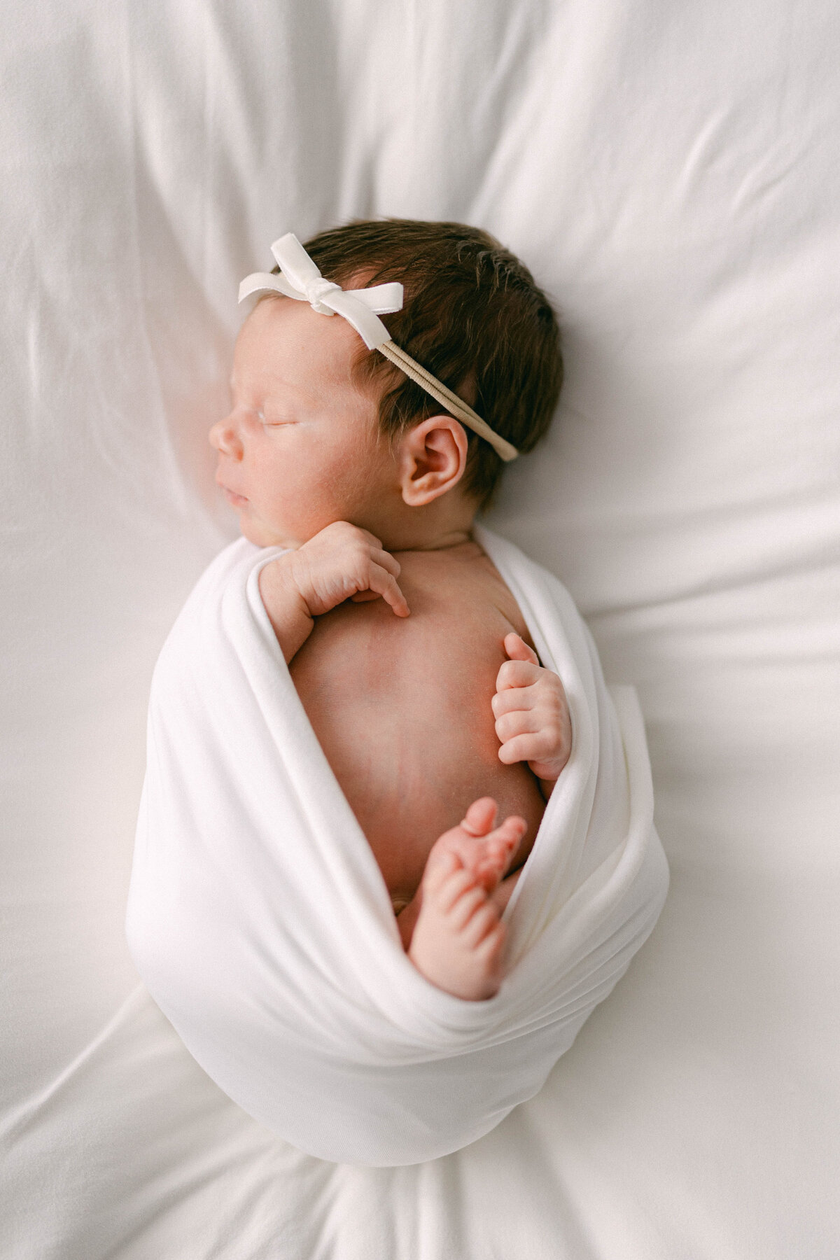the-white-room-studio-knoxville-newborn-photographer-malin-photography