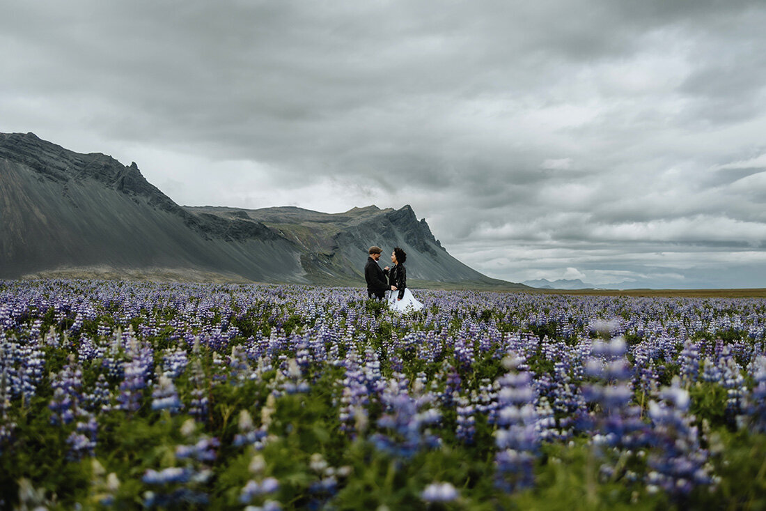 Best_Local_Iceland_Elopement_Photographer_and_Planner-04.07.23-_-404