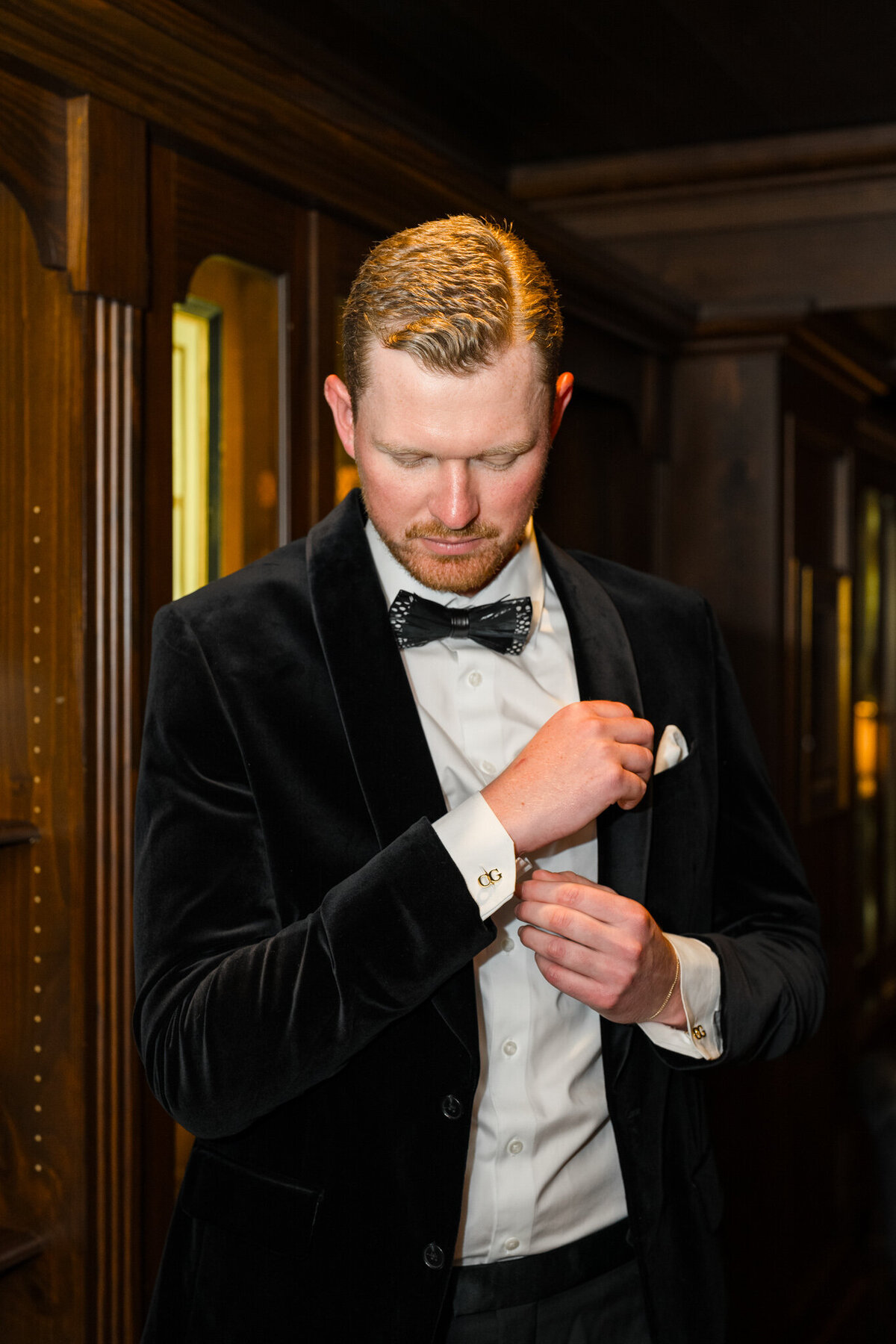 wedding-photography-Our-Lady-of-Mercy-Catholic-Church-congressional-country-club-23