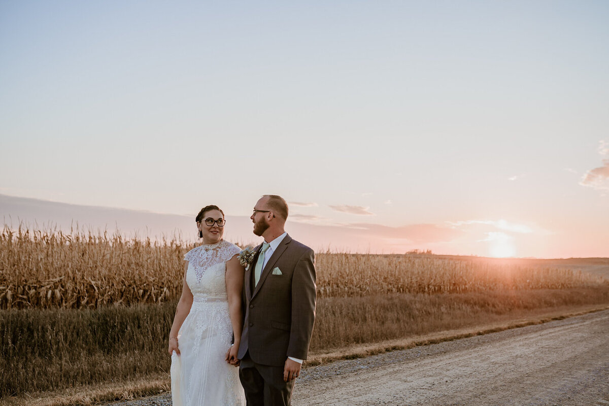 storyteller-collective-photo-co-couple-sunset-walk-iowa