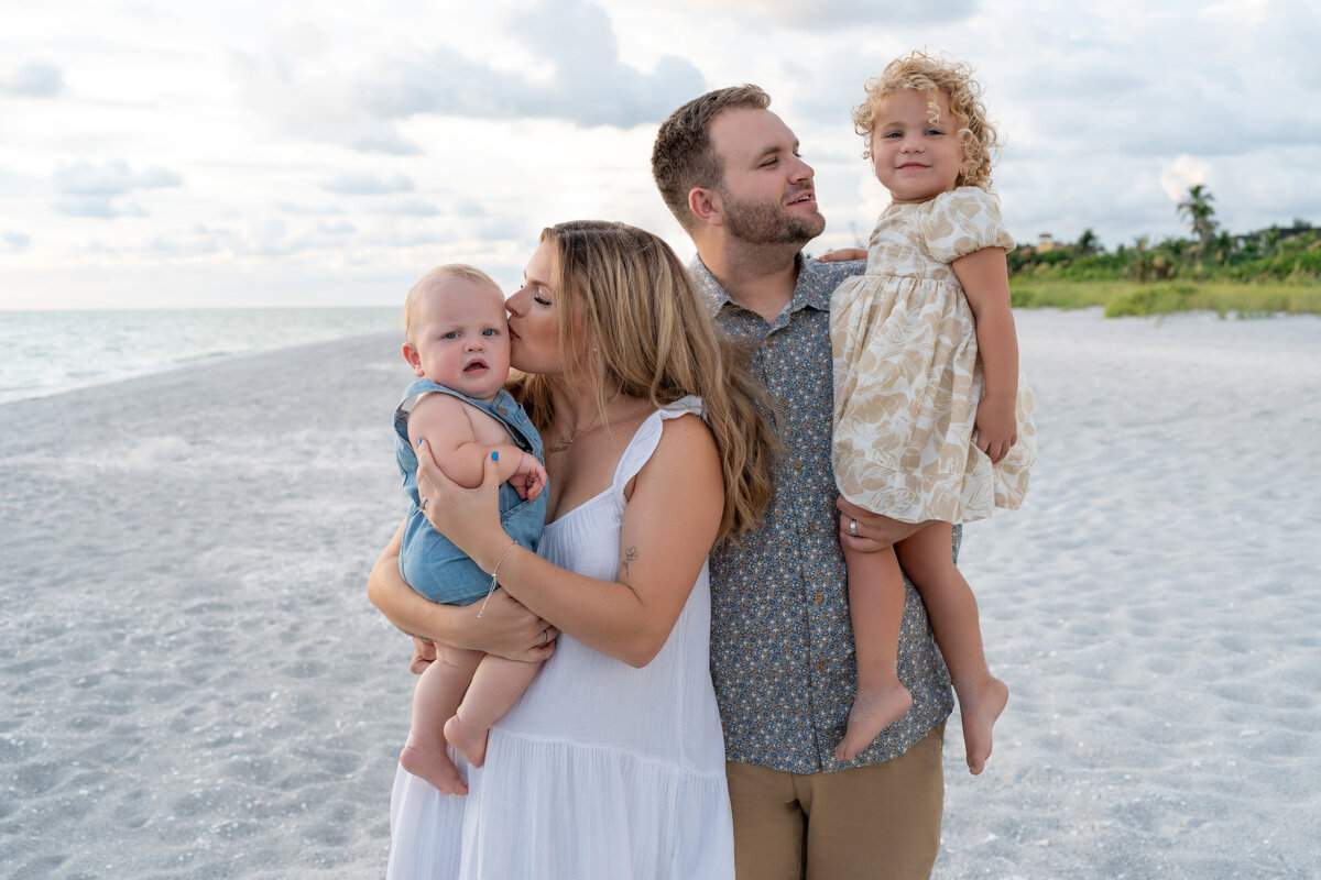 20240728_Davis_Family_Final-27