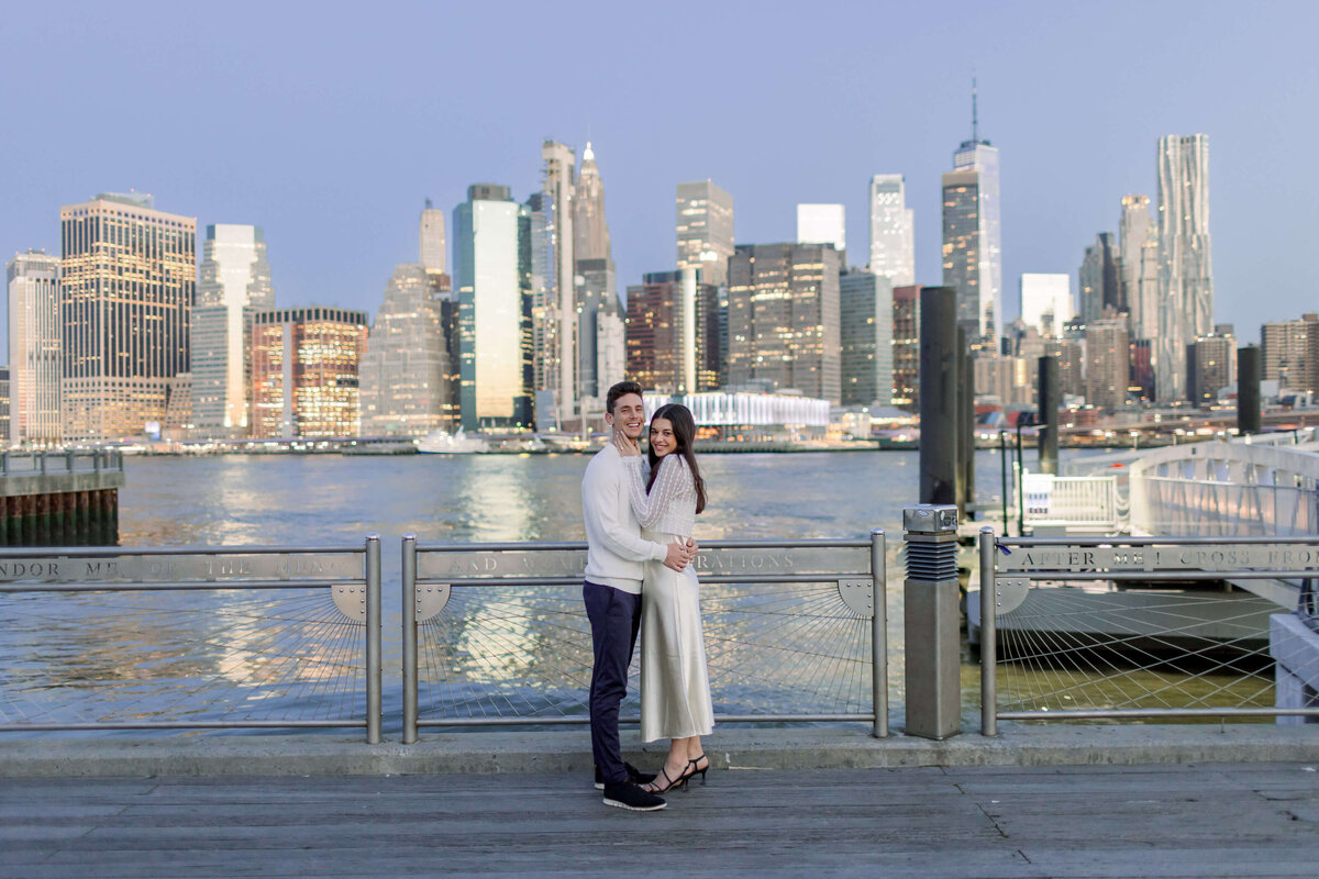 DUMBO_and_Williamsburg_Brooklyn_Engagement_002