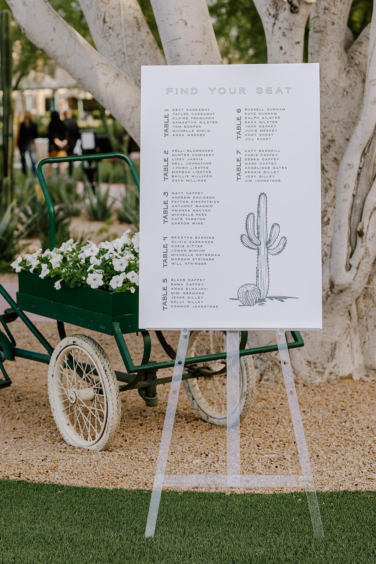 desert-wedding-seating-chart-easel