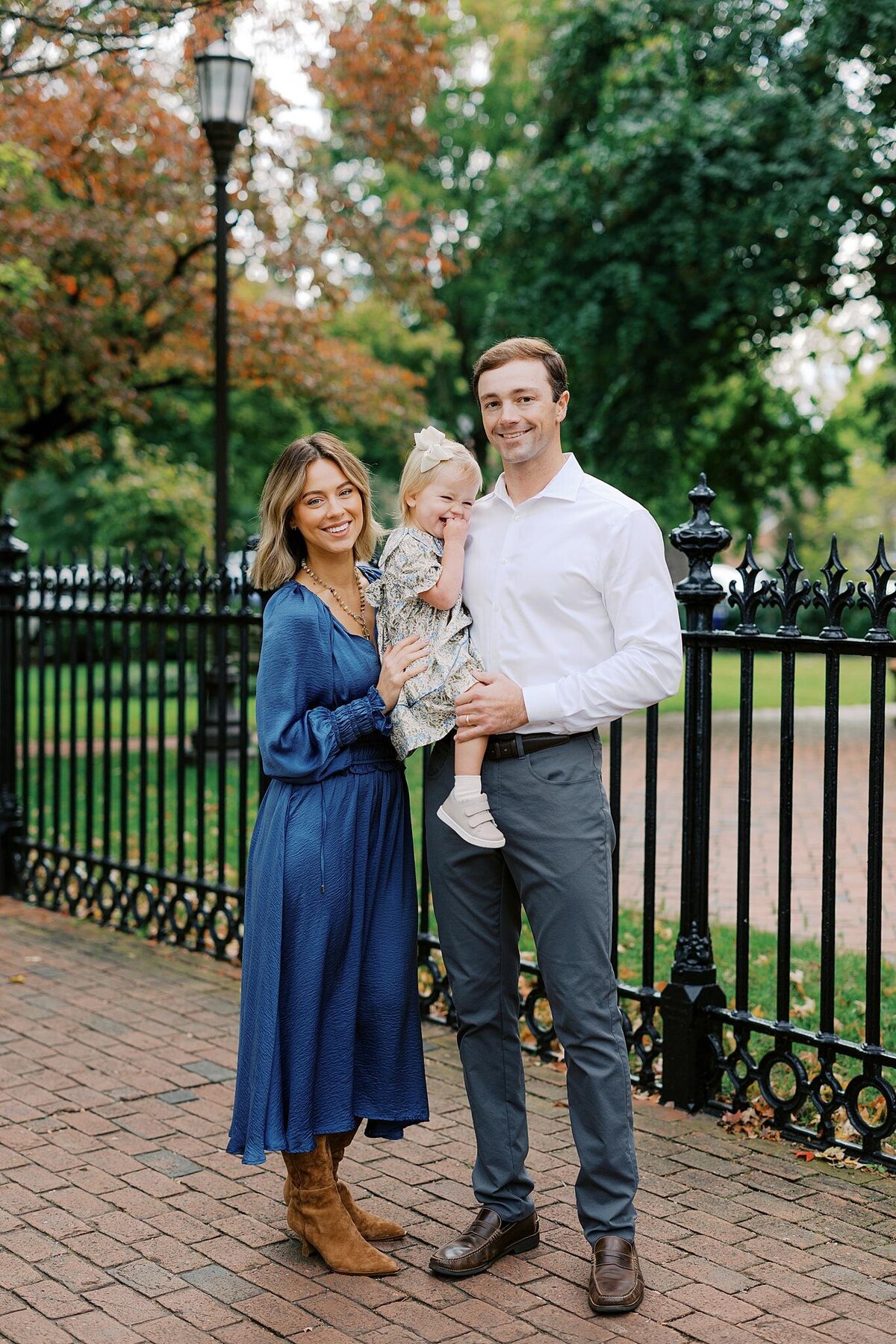 DowntownHuntsvilleFamilyPhotoSessionMadisonMartinPhotography_0020