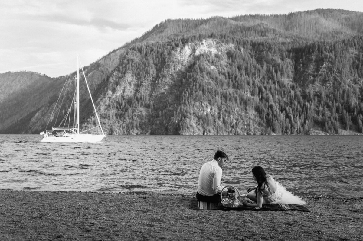 schweitzer_resort_sandpoint_idaho_elopement_portraits_13