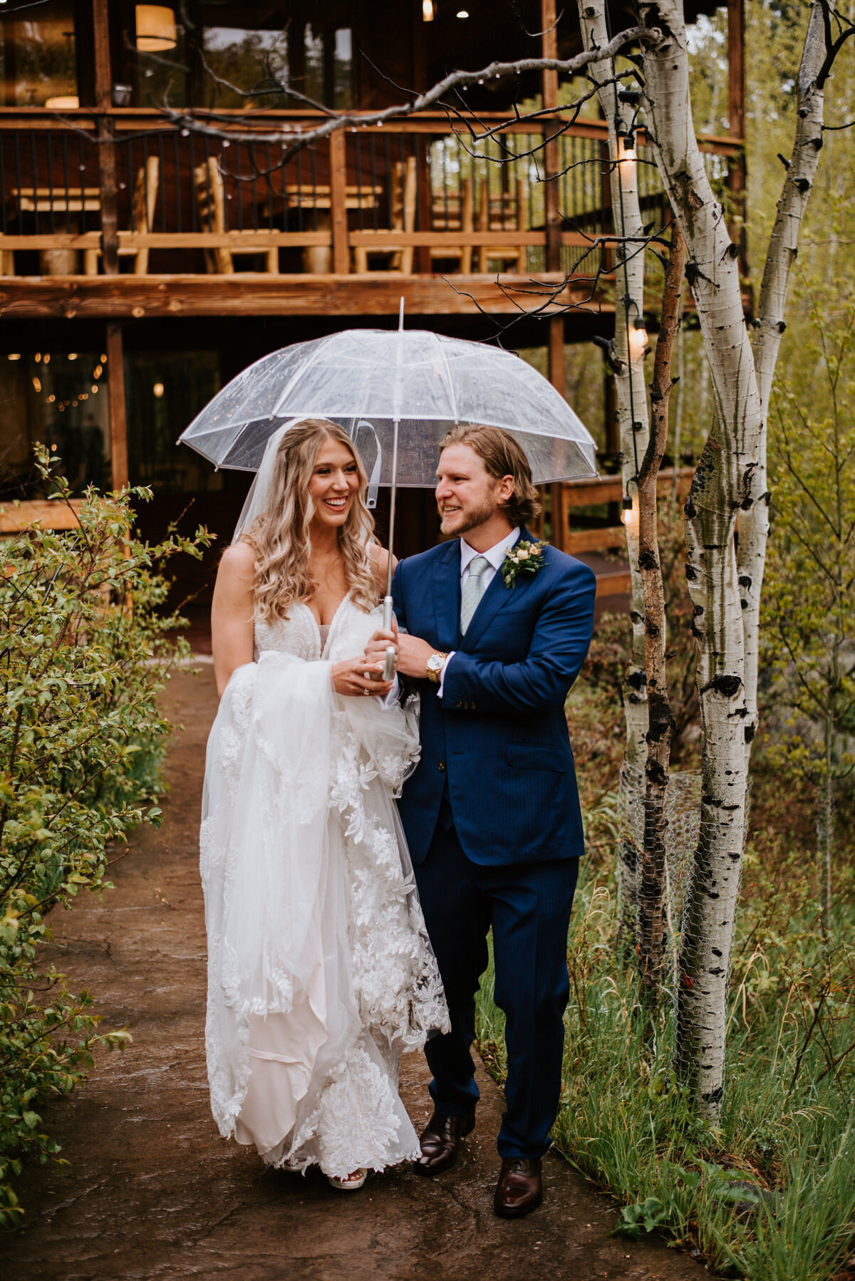 Sara + Lucas Sneak Peeks-24