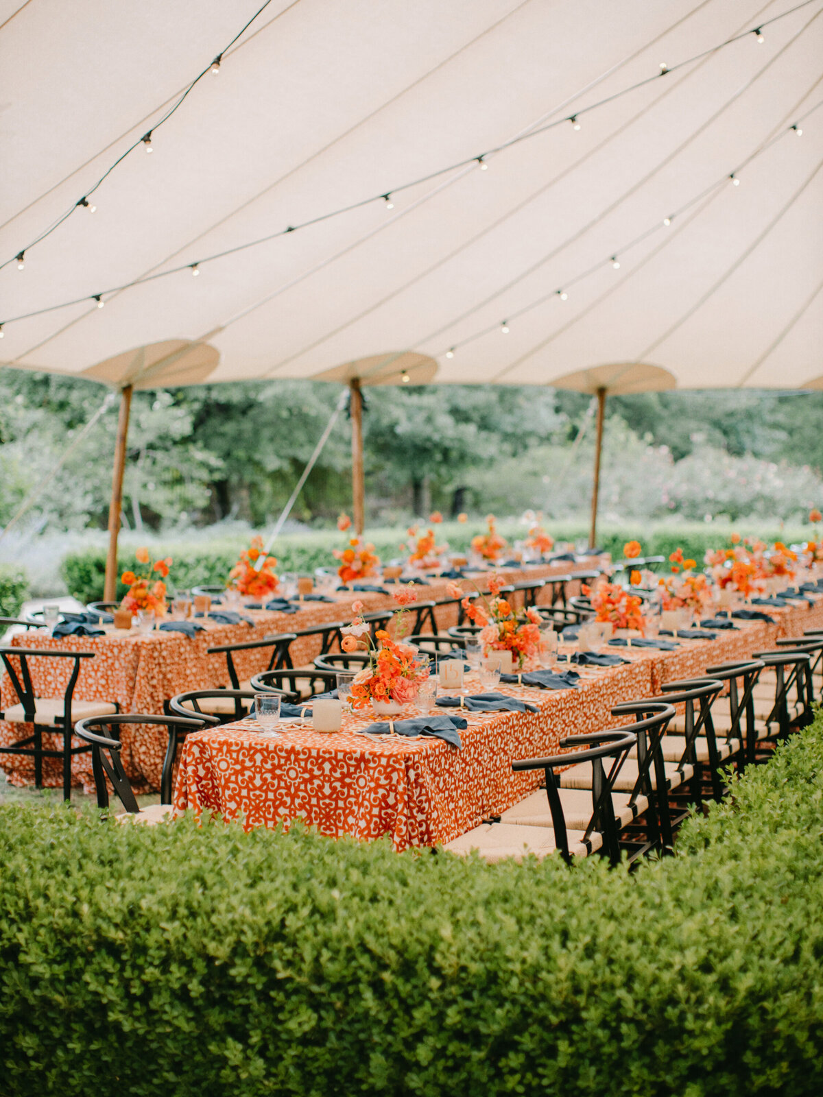 commodore-perry-estate-wedding-garden-dinner-reception