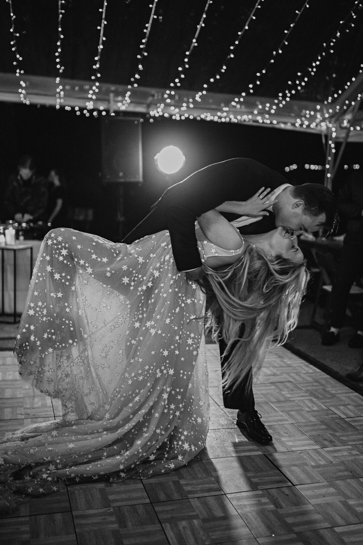 the-godards-Sunwolf-Lodge-Squamish-wedding-photographer-23