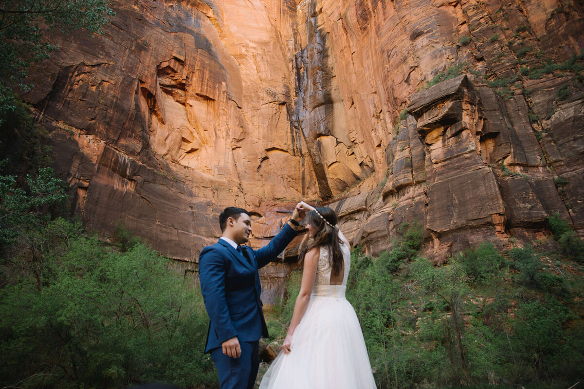 zion-national-park-elopement-wedding-photographer-38