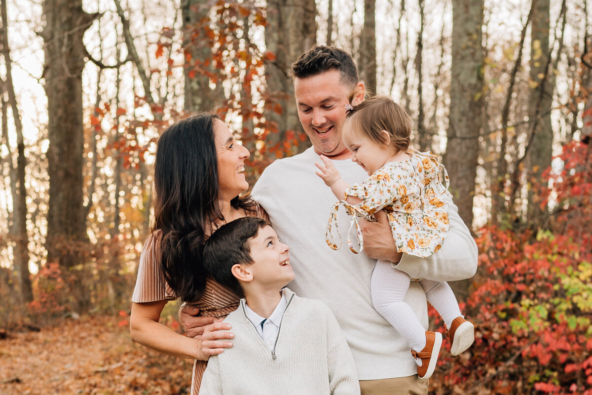 Canton CT Family and Newborn Photographer | Connecticut Family Photographer -2
