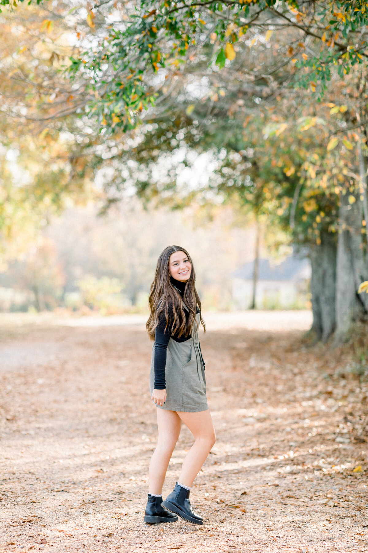 Hannah Savage-Senior Portraits-Abby Byrd-10