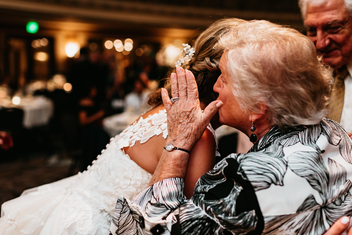 cincinnati-wedding-reception-love-grandparents