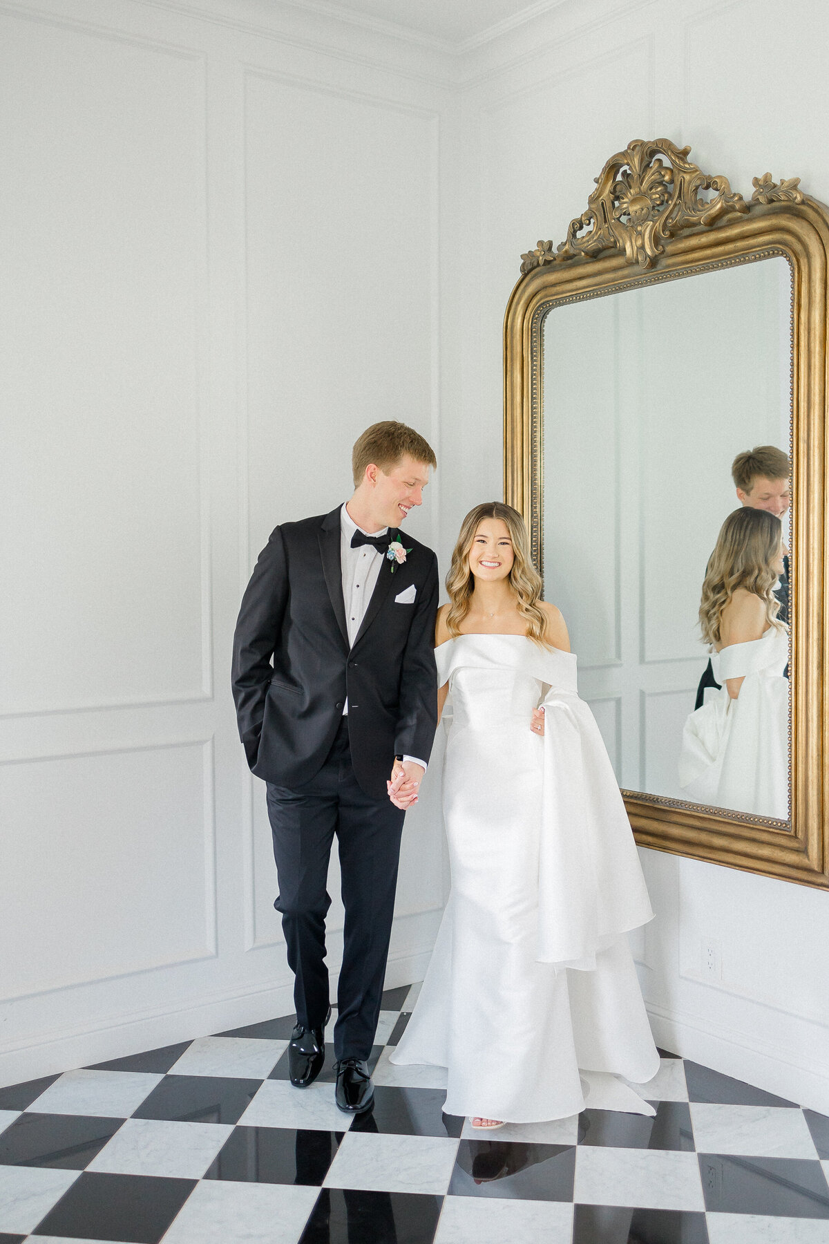 Foxbelle Weddings The Nest at Ruth Farms | Dallas Wedding Photographer