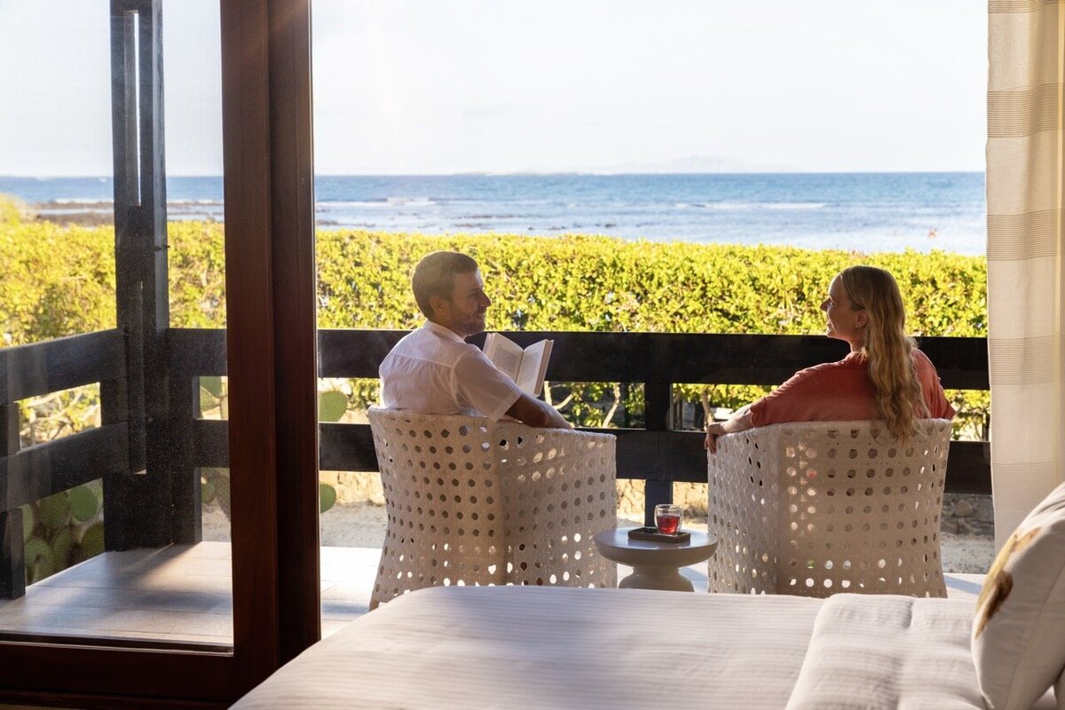 Waterstone - Finch Bay Galapagos Hotel - Santa Cruz Island - Galapagos - Ecuador - Luxury Boutique Hotel - FINCH BAY BAR PISCINA HABITACIONES 1735-2 Large