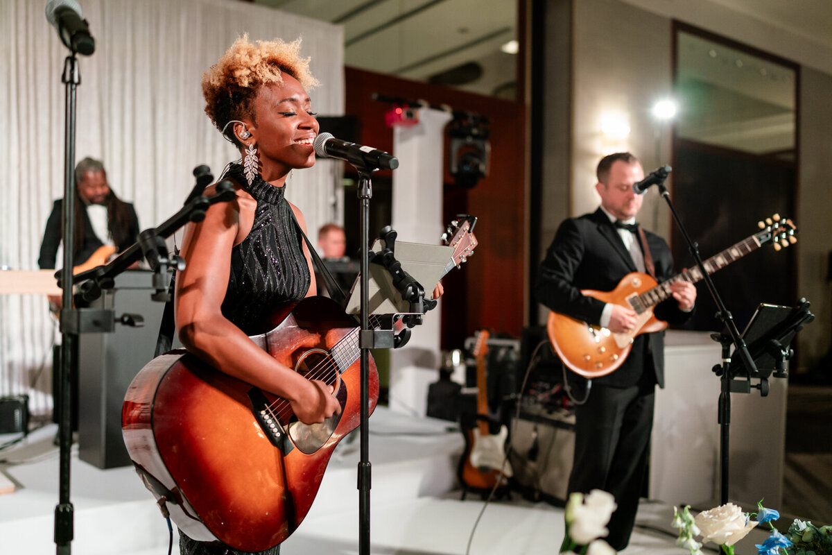 Grand Rapids Wedding Photographer JW Marriott770