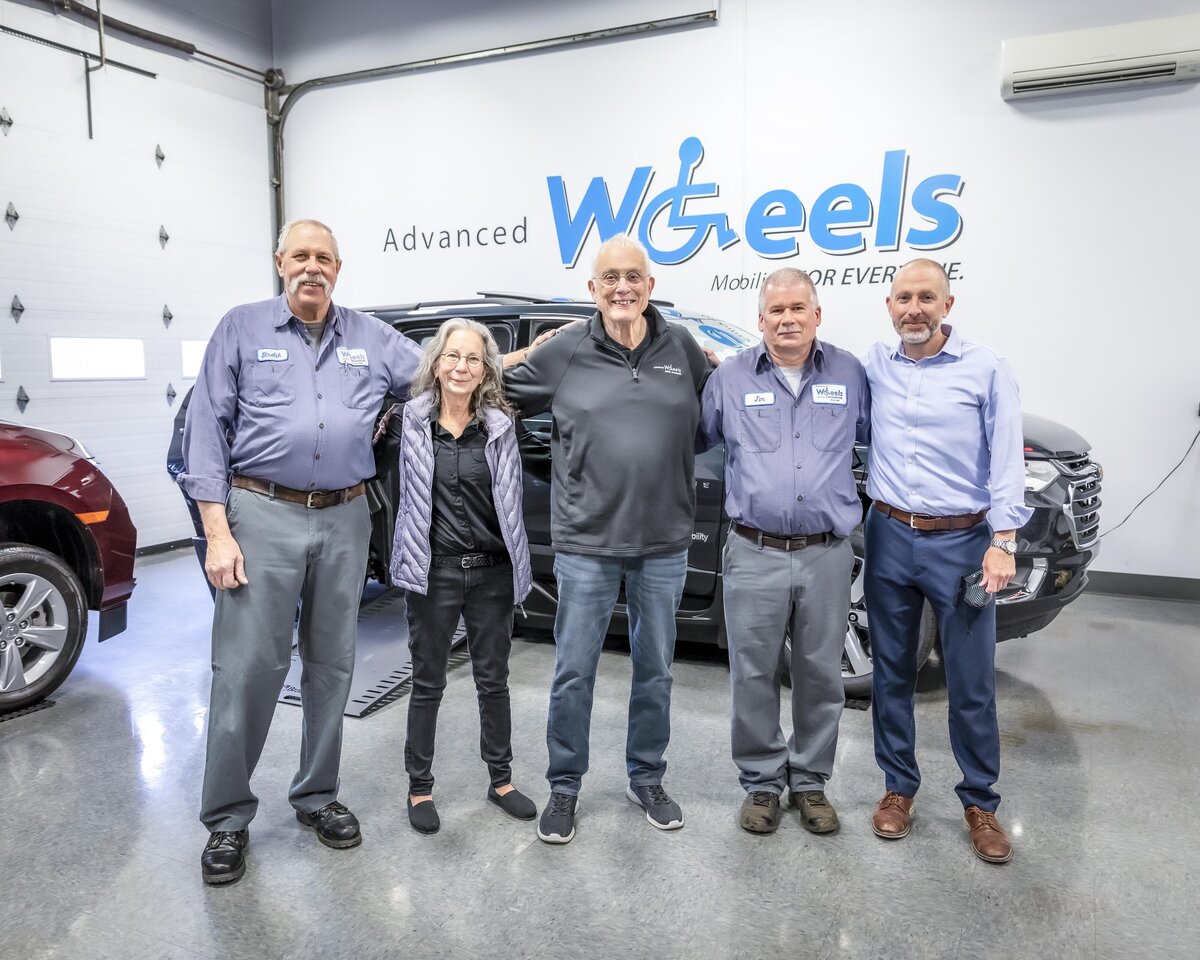 Branding_Services_Advnaced_Wheels-3