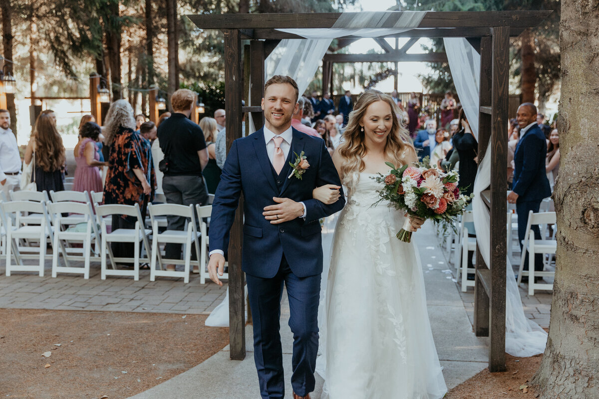 Vice_Wedding_with_Seattle_Wedding_Photographer_Jen_Lynn_Photography_2024-356