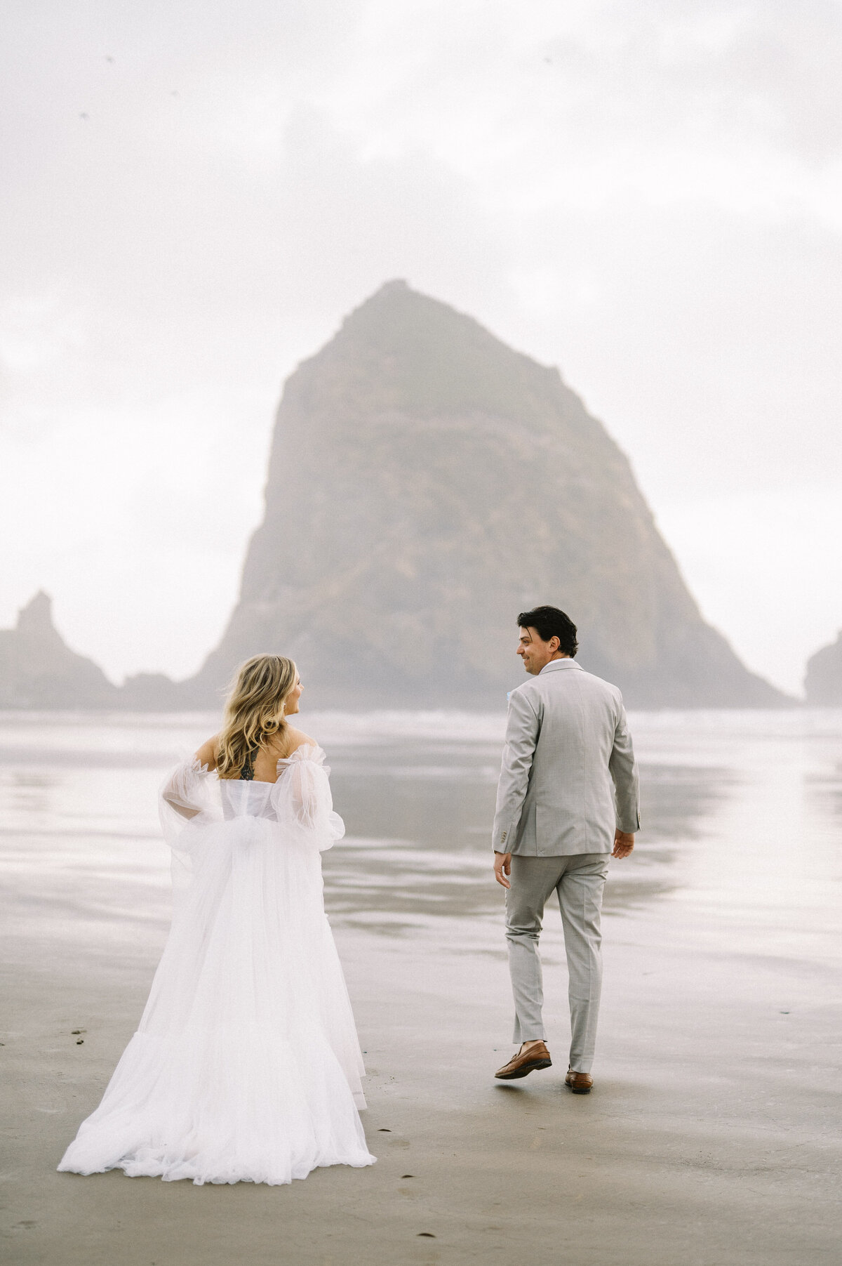 cannon-beach-oregon-elopement-4